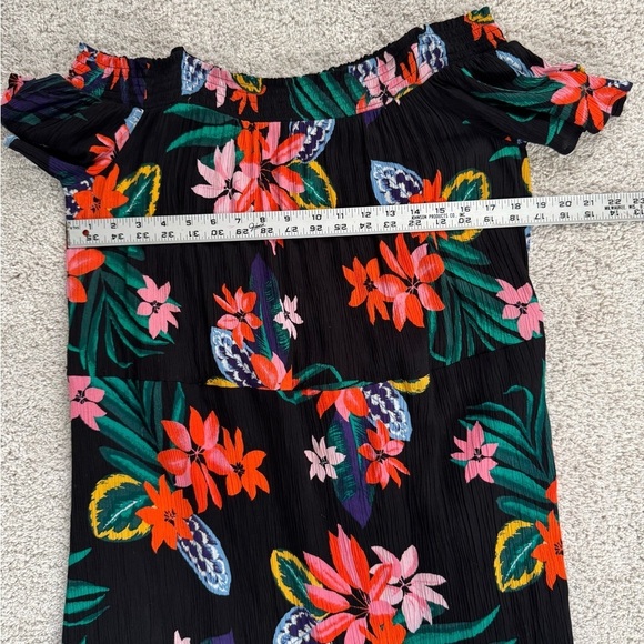 Old Navy Dark Floral Off the Shoulder Gauze Maxi Dress - Picture 5 of 7